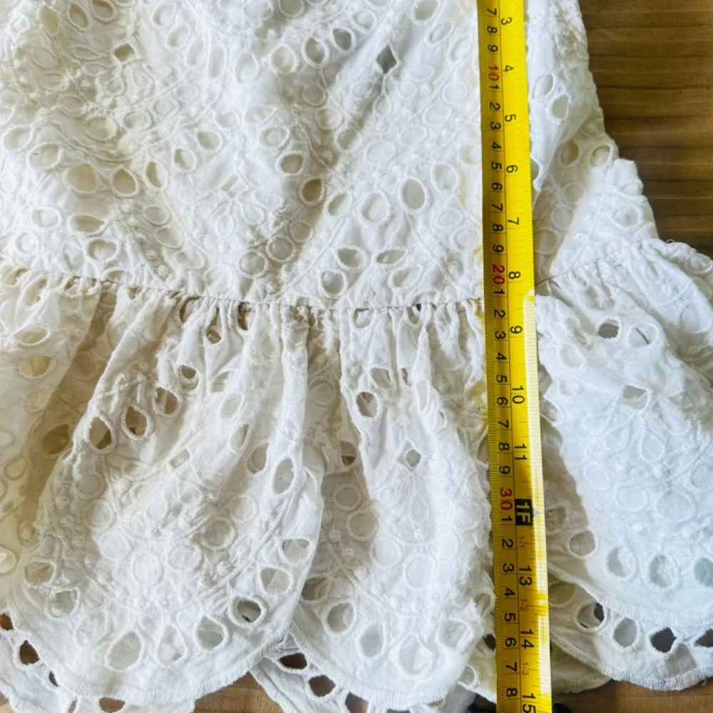 J. crew White Eyelet Peplum Button Back Tank top size 10 - Picture 4 of 8